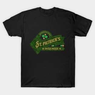 Shenanigans squad St Patricks Day irish mode T-Shirt